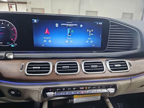 New 2026 Mercedes-Benz GLE 450 GLE 450 image 20