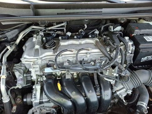 Used 2020 Toyota Corolla LE FWD image 28