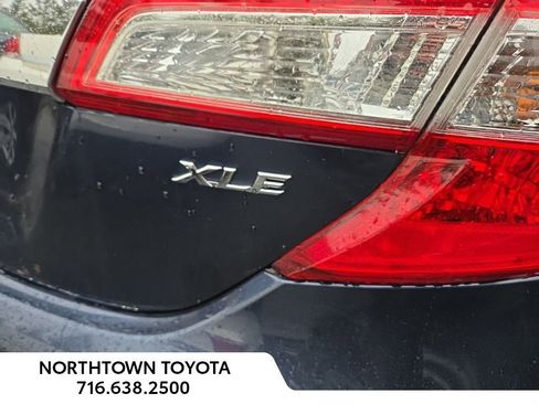 Used 2014 Toyota Camry XLE image 7
