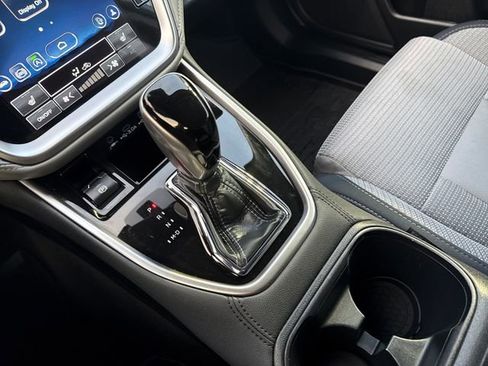 Used 2025 Subaru Outback Premium image 25