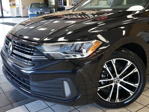Used 2022 Volkswagen Jetta Sport FWD image 19