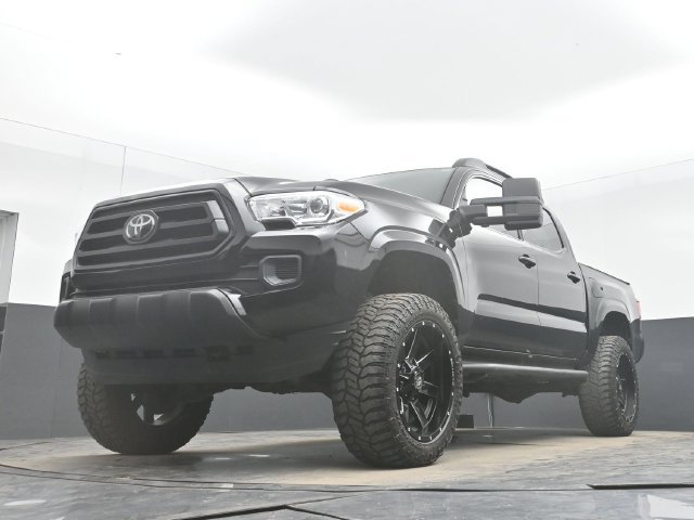Used 2021 Toyota Tacoma SR AWD/4WD image 41