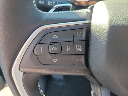 New 2026 Jeep Grand Cherokee Altitude image 21