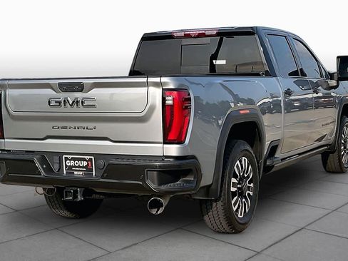 Used 2024 GMC Sierra 2500 Denali Ultimate AWD/4WD image 25