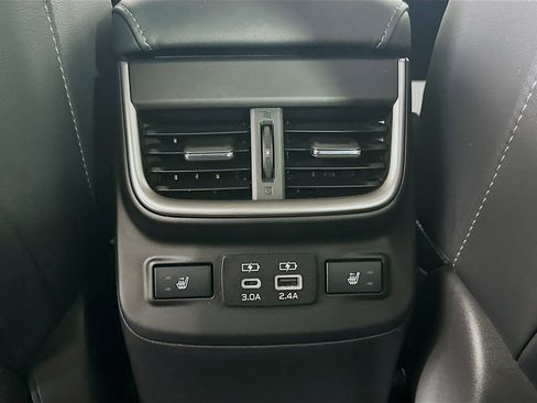 Used 2023 Subaru Outback Limited image 28