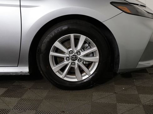 Used 2025 Toyota Camry LE FWD image 19