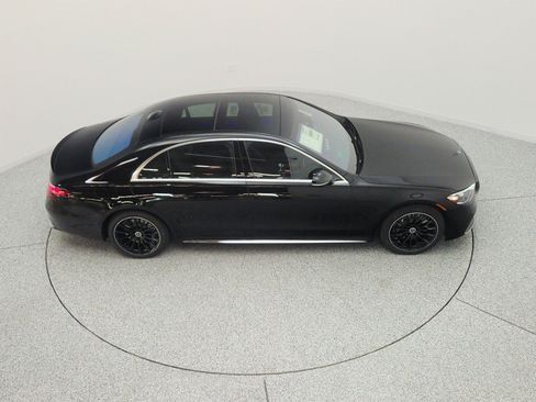 New 2026 Mercedes-Benz S 580e 4MATIC Sedan image 19