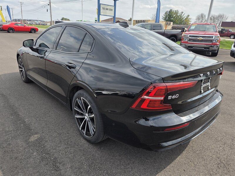 Used 2023 Volvo S60 T8 Plus AWD/4WD image 5