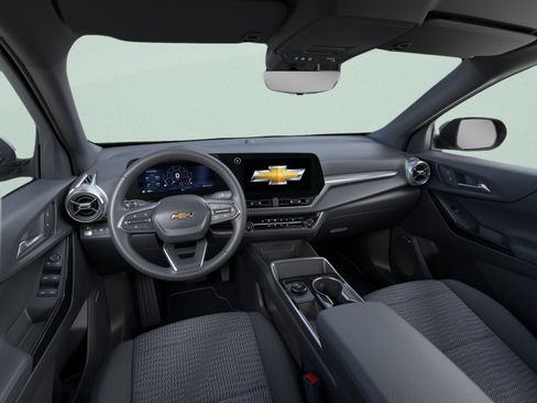 New 2026 Chevrolet Equinox LT w/ Safety and Technology Package AWD/4WD image 9