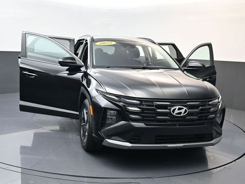 Certified 2025 Hyundai Tucson SEL image 23