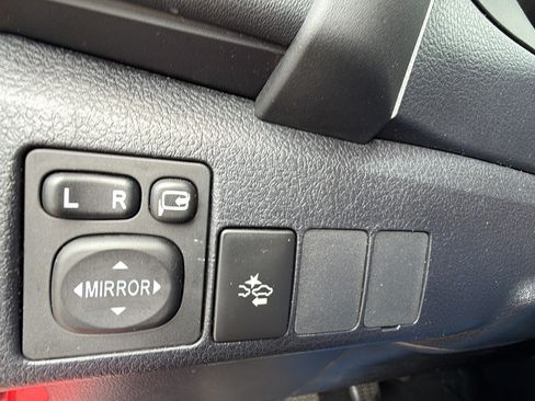 Used 2018 Toyota Corolla iM FWD image 20