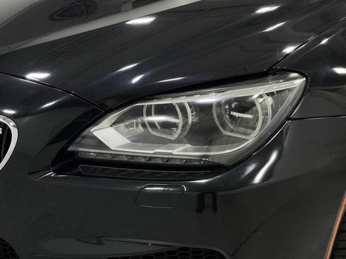 Used 2015 BMW M6 Convertible RWD image 32