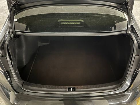 Used 2022 Toyota Corolla LE image 31