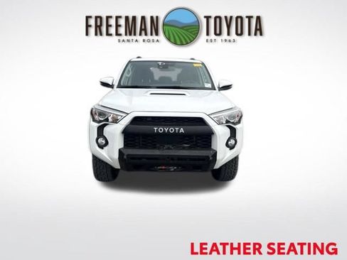 Used 2020 Toyota 4Runner TRD Off-Road Premium AWD/4WD image 3
