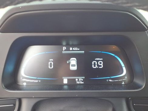 Used 2025 Hyundai Elantra Sport image 29