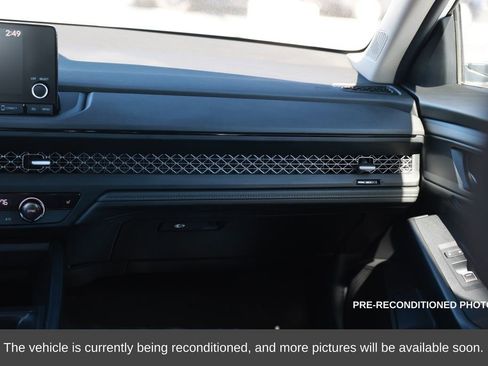 Used 2024 Honda Accord EX image 28