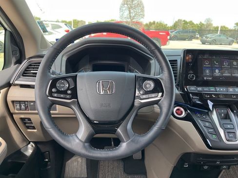 Certified 2024 Honda Odyssey Elite image 18