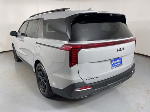 New 2026 Kia Carnival SX Prestige image 6