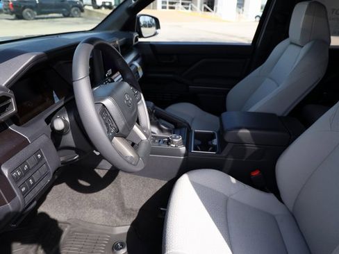 New 2025 Toyota 4Runner SR5 image 10