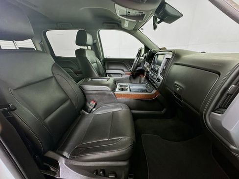 Used 2018 GMC Sierra 1500 SLT w/ Enhanced Driver Alert Package image 29