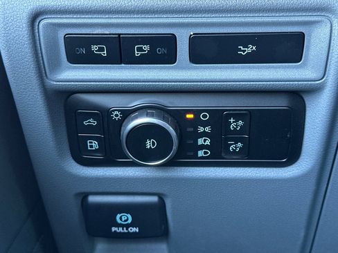 Used 2024 Ford F150 XLT w/ Equipment Group 302A MID image 39