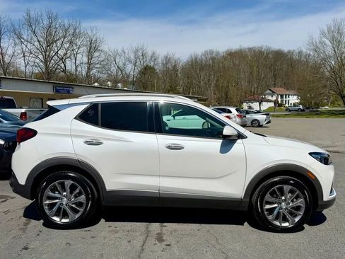 Used 2020 Buick Encore GX Essence w/ Experience Buick Package AWD/4WD image 9