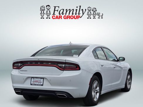 Used 2023 Dodge Charger SXT RWD image 4