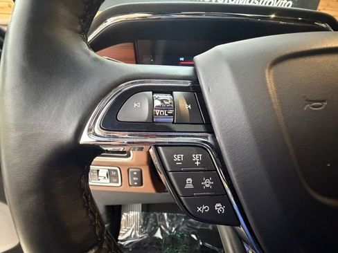 Used 2024 Lincoln Navigator Reserve AWD/4WD image 26