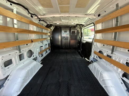 Used 2024 Ford Transit 250 Low Roof w/ Exterior Upgrade Package RWD image 18