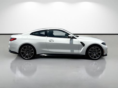 Used 2022 BMW M4 xDrive Competition w/ M Driver's Package AWD/4WD image 2