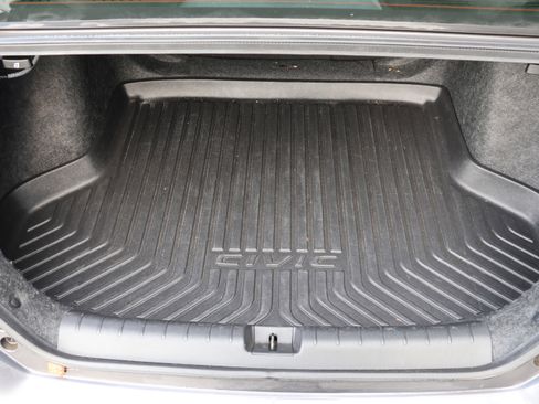 Used 2018 Honda Civic EX image 34