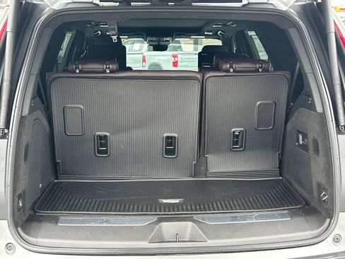 Certified 2024 Cadillac Escalade Sport Platinum w/ LPO, ONYX Package AWD/4WD image 18