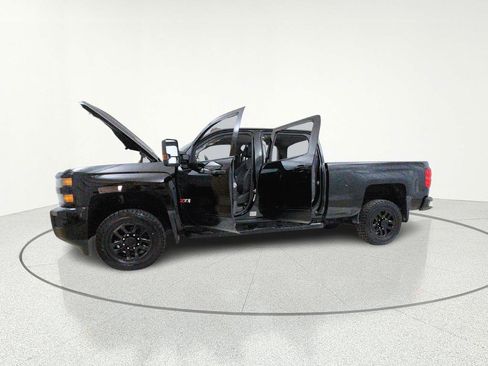 Used 2018 Chevrolet Silverado 2500 LTZ w/ Duramax Plus Package AWD/4WD image 13