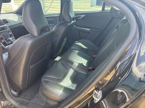 Used 2015 Volvo S60 T5 Platinum FWD image 18