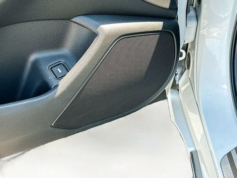 Used 2020 Honda Accord Touring image 27