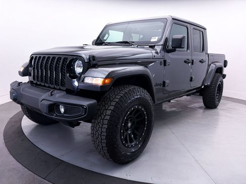 Used 2021 Jeep Gladiator Sport AWD/4WD image 15