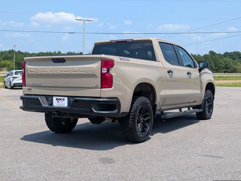 Used 2022 Chevrolet Silverado 1500 LT Trail Boss w/ Protection Package AWD/4WD image 5