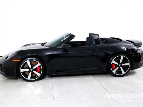 Used 2026 Porsche 911 Carrera 4S AWD/4WD image 6
