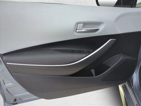 Certified 2024 Toyota Corolla SE FWD image 9