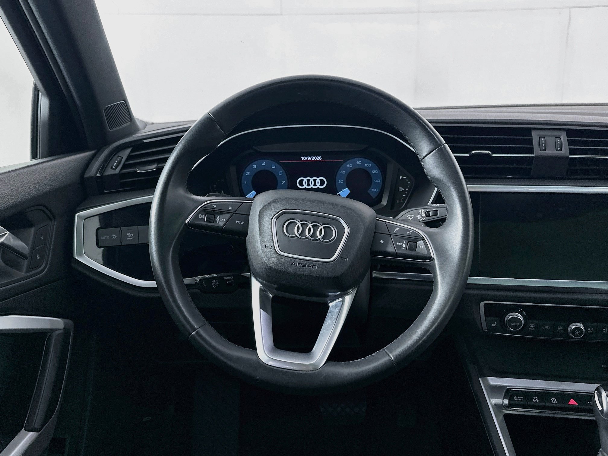 Used 2025 Audi Q3 2.0T Premium AWD/4WD image 17