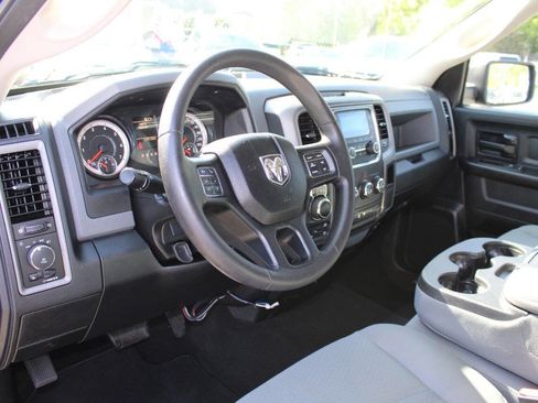 Used 2017 RAM 1500 Express w/ Express Value Package AWD/4WD image 13