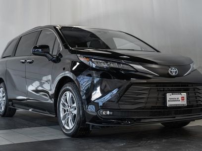 Used 2025 Toyota Sienna XLE