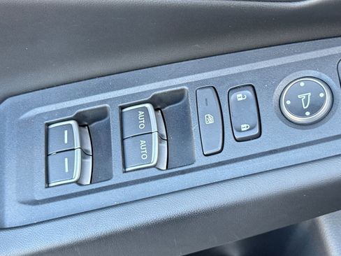 Certified 2023 Honda Accord EX image 13