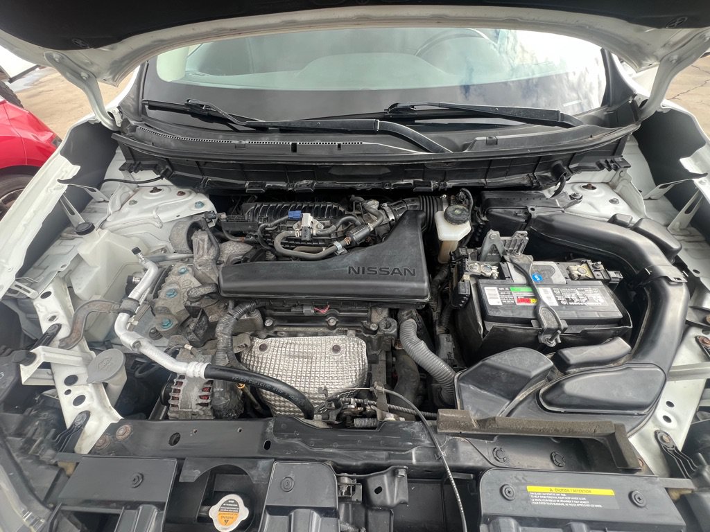 Used 2020 Nissan Rogue SV FWD image 21