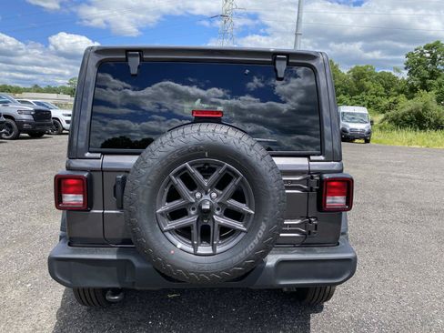New 2026 Jeep Wrangler Unlimited Sport AWD/4WD image 4
