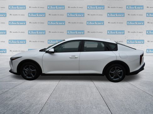 Used 2025 Kia K4 LXS image 10