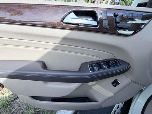 Used 2013 Mercedes-Benz ML 350 2WD image 17