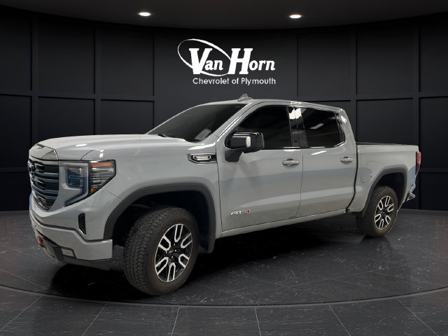 Used 2024 GMC Sierra 1500 AT4 w/ Technology Package AWD/4WD image 3
