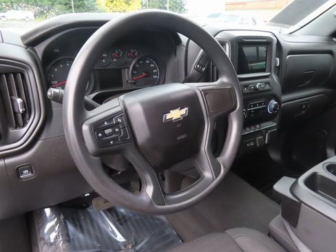 Certified 2024 Chevrolet Silverado 1500 Custom image 13