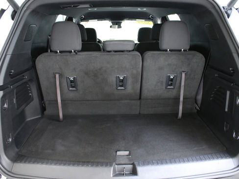 Used 2024 Chevrolet Traverse LT w/ LPO, Floor Liner Package FWD image 25